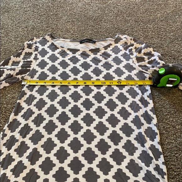 White / Gray 3/4 Length Sleeve Boutique Dress - Picture 7 of 10